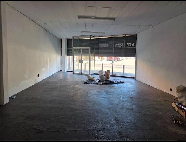 BUSINESS PROPERTY TO RENT IN SALT RIVER